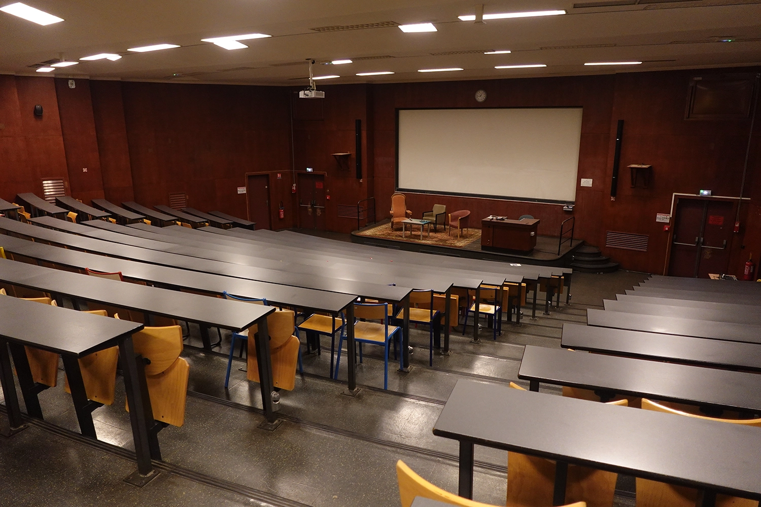 Amphitheatre-A2