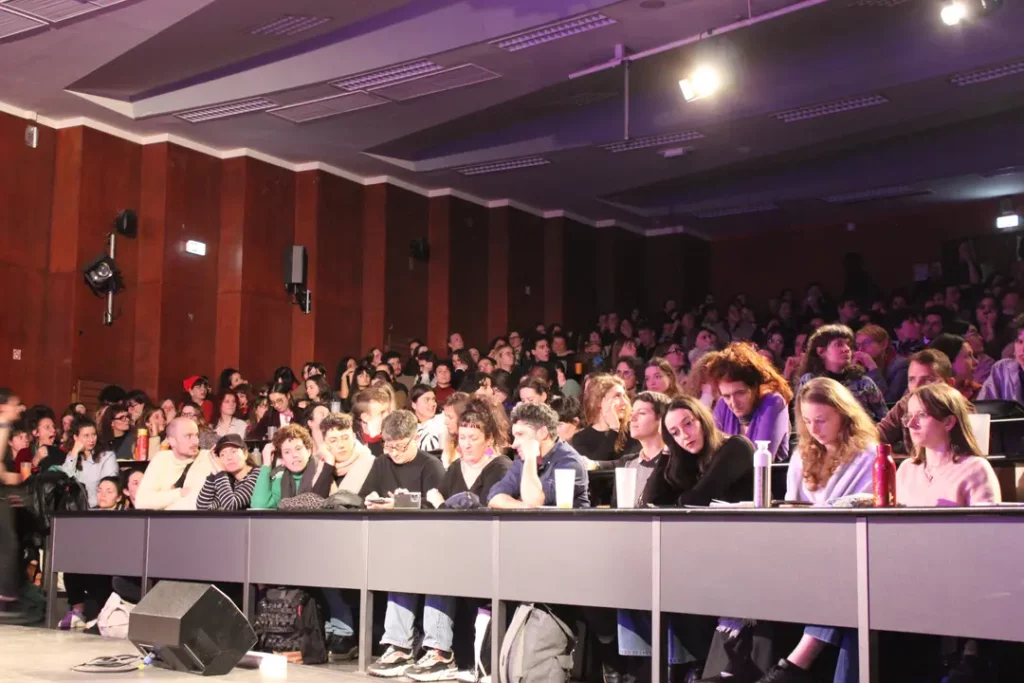 Débat autour du documentaire "Suicide : brisons le tabou"